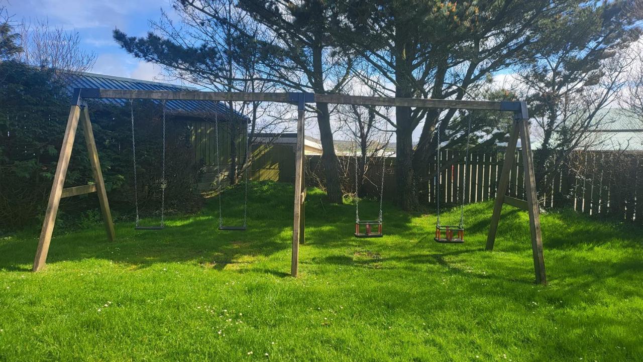 Honeycomb Lodge - Holiday Home 5 Min From Padstow Exterior photo