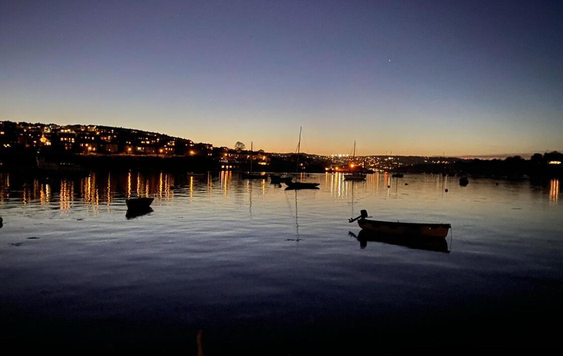 Honeycomb Lodge - Holiday Home 5 Min From Padstow Exterior photo